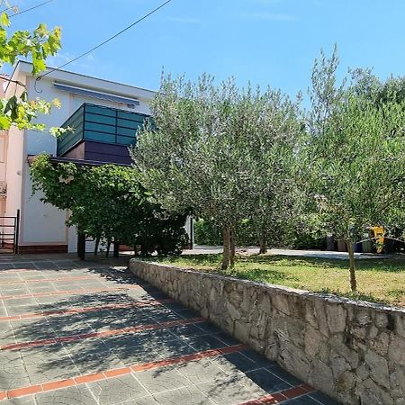Apartmani Karla Baška Pokój zdjęcie
