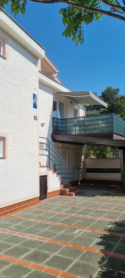 Apartmani Karla Baška Zewnętrze zdjęcie